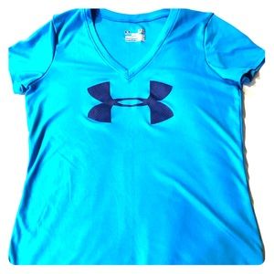 Under Armour Ladies Sports Wear top like new